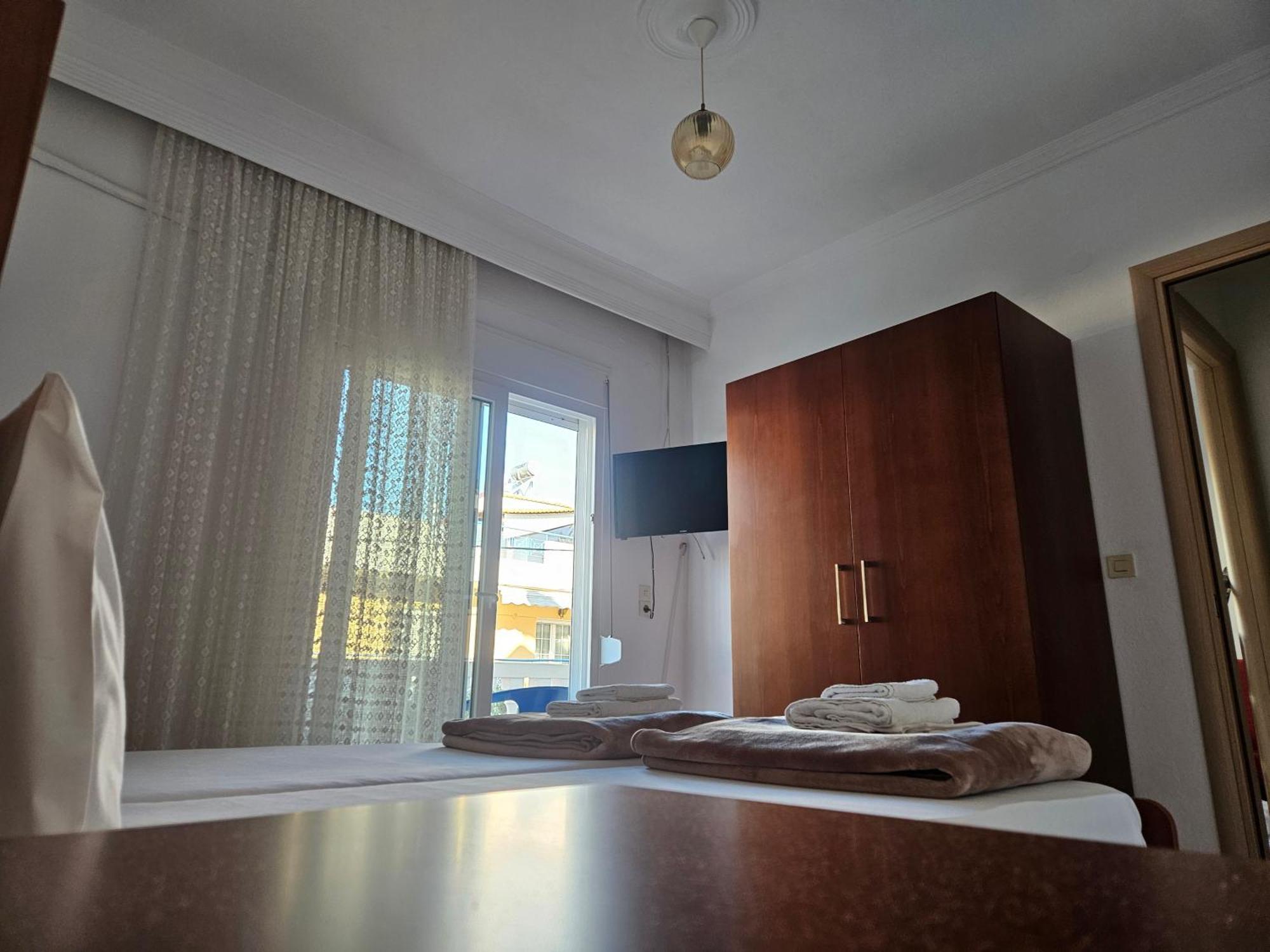 Leonidas Apartments Nea Peramos (Macedonia) Exterior foto