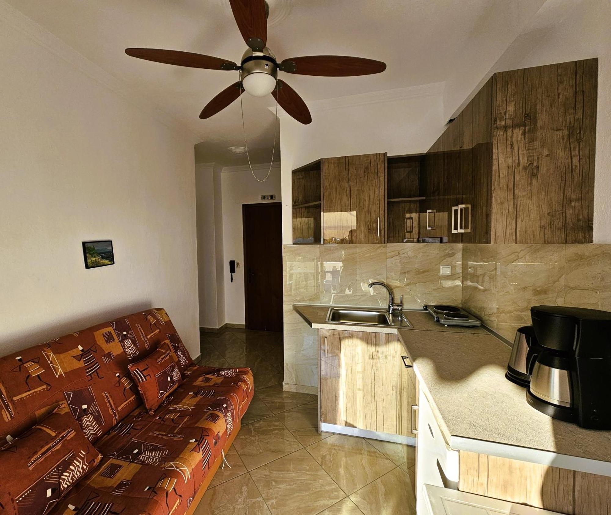 Leonidas Apartments Nea Peramos (Macedonia) Exterior foto